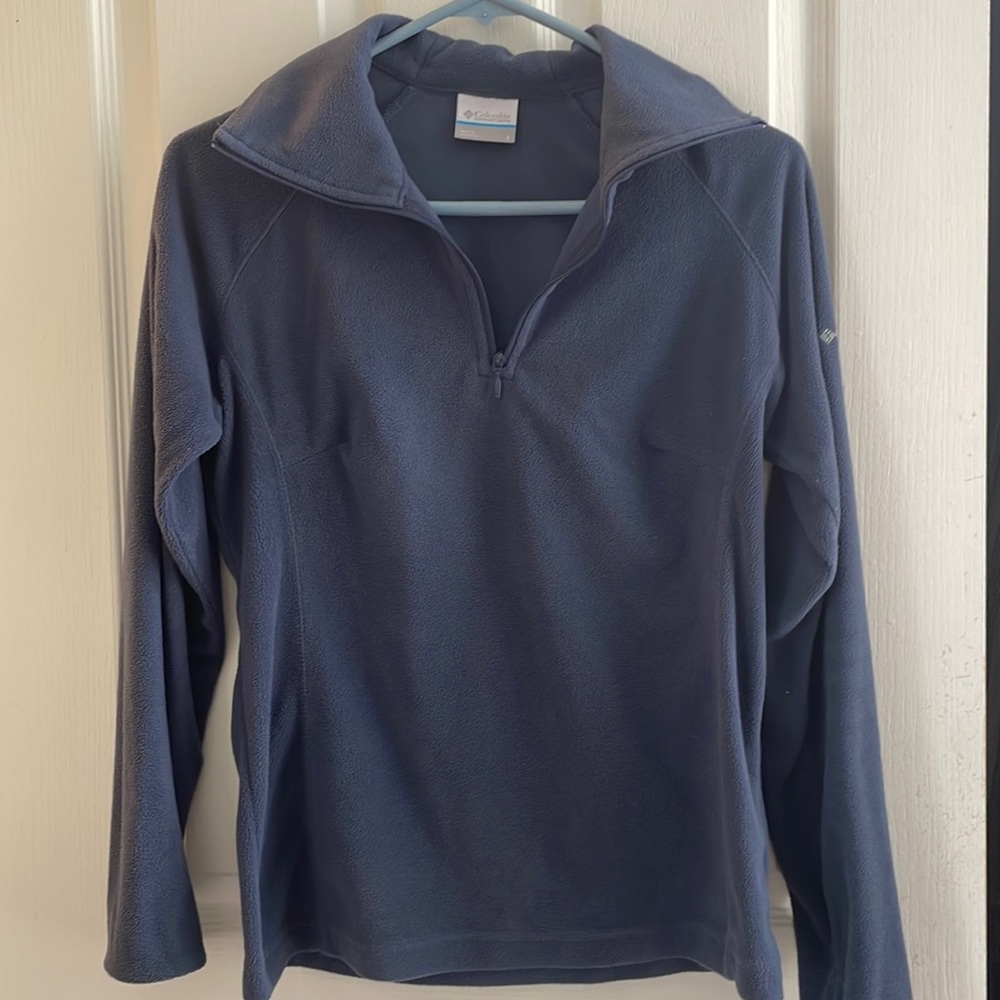 Columbia fleece sweater